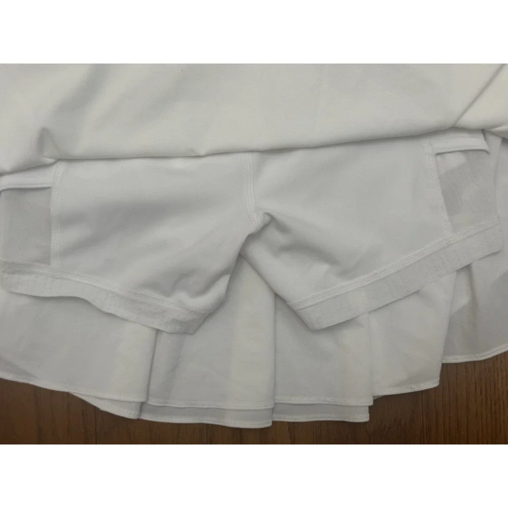 Lululemon Court Rival High Rise Skirt Size 4 White Tennis Pickleball Skort